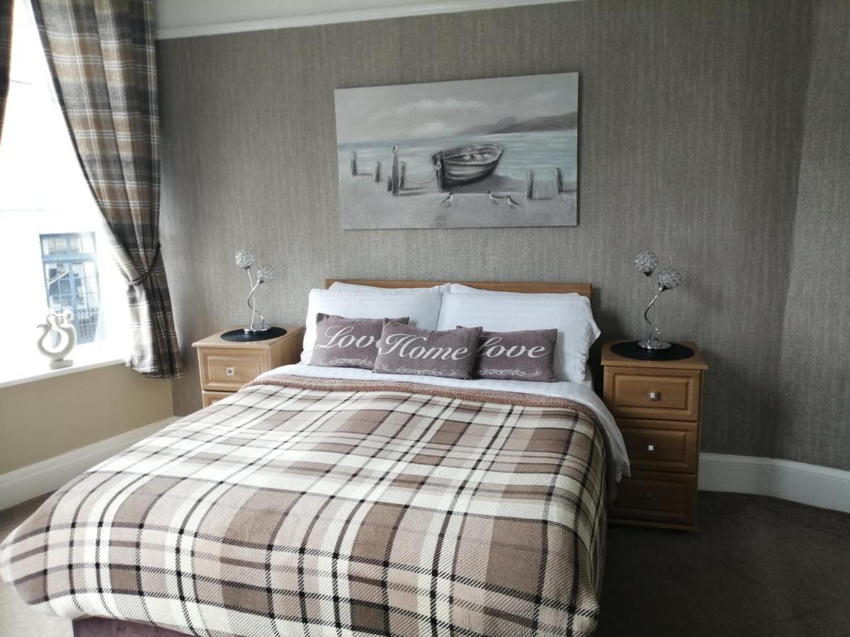 חלנדודנו Burleigh Guest House מראה חיצוני תמונה