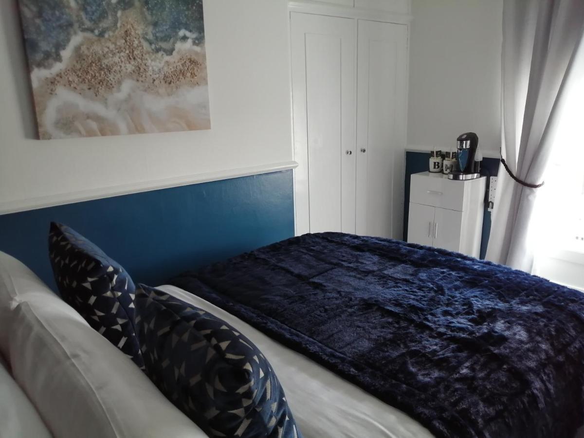 חלנדודנו Burleigh Guest House מראה חיצוני תמונה