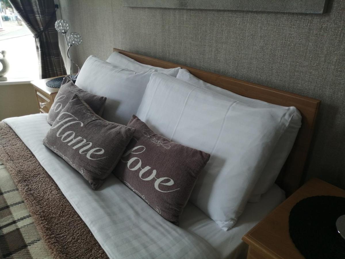 חלנדודנו Burleigh Guest House מראה חיצוני תמונה
