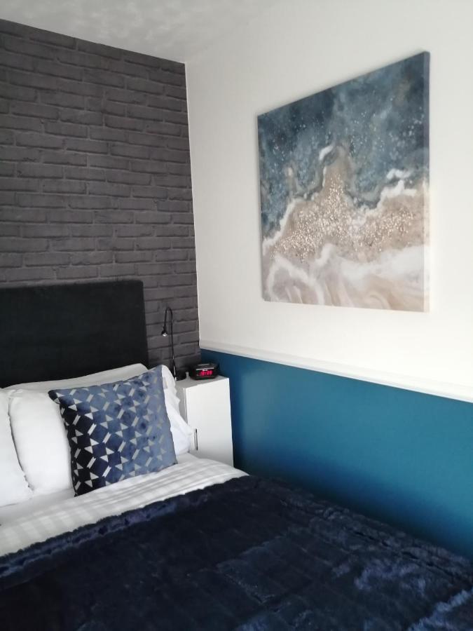 חלנדודנו Burleigh Guest House מראה חיצוני תמונה