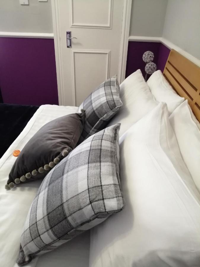 חלנדודנו Burleigh Guest House מראה חיצוני תמונה